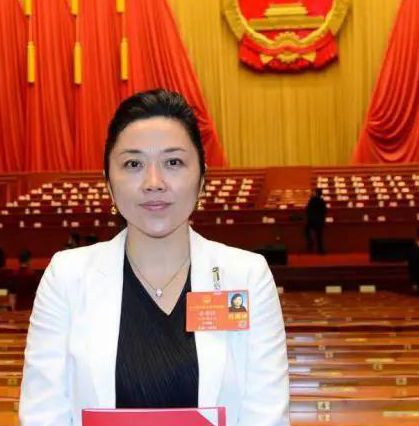 张婧婧